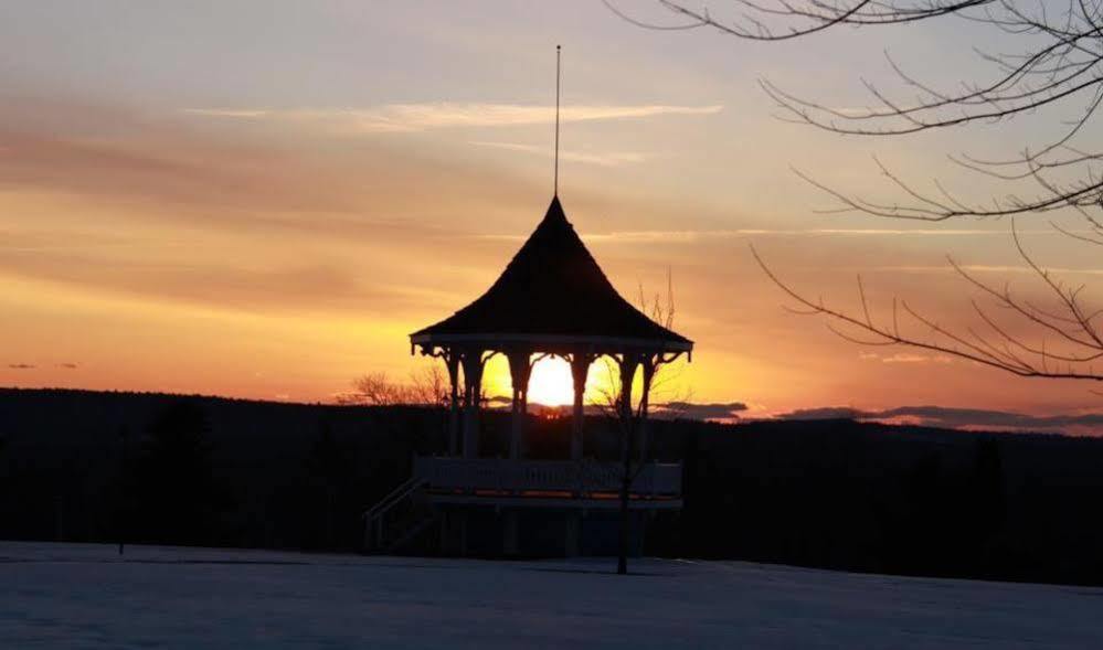 The Lodge At Poland Spring Resort エクステリア 写真